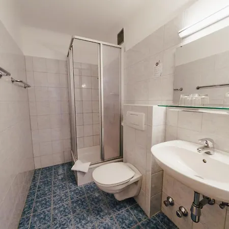 Gaestehaus Frank 3* Velden am Wörthersee